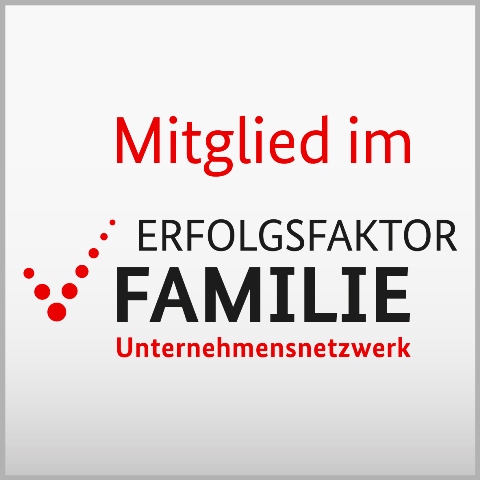 Logo mit dem Text "Mitglied im Erfolgsfaktor Familie Unternehmensnetzwerk" in rot und schwarz.